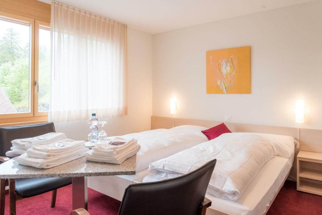 Auszeit-Hotel Z Aeschiried Aeschi Bei Spiez Room photo